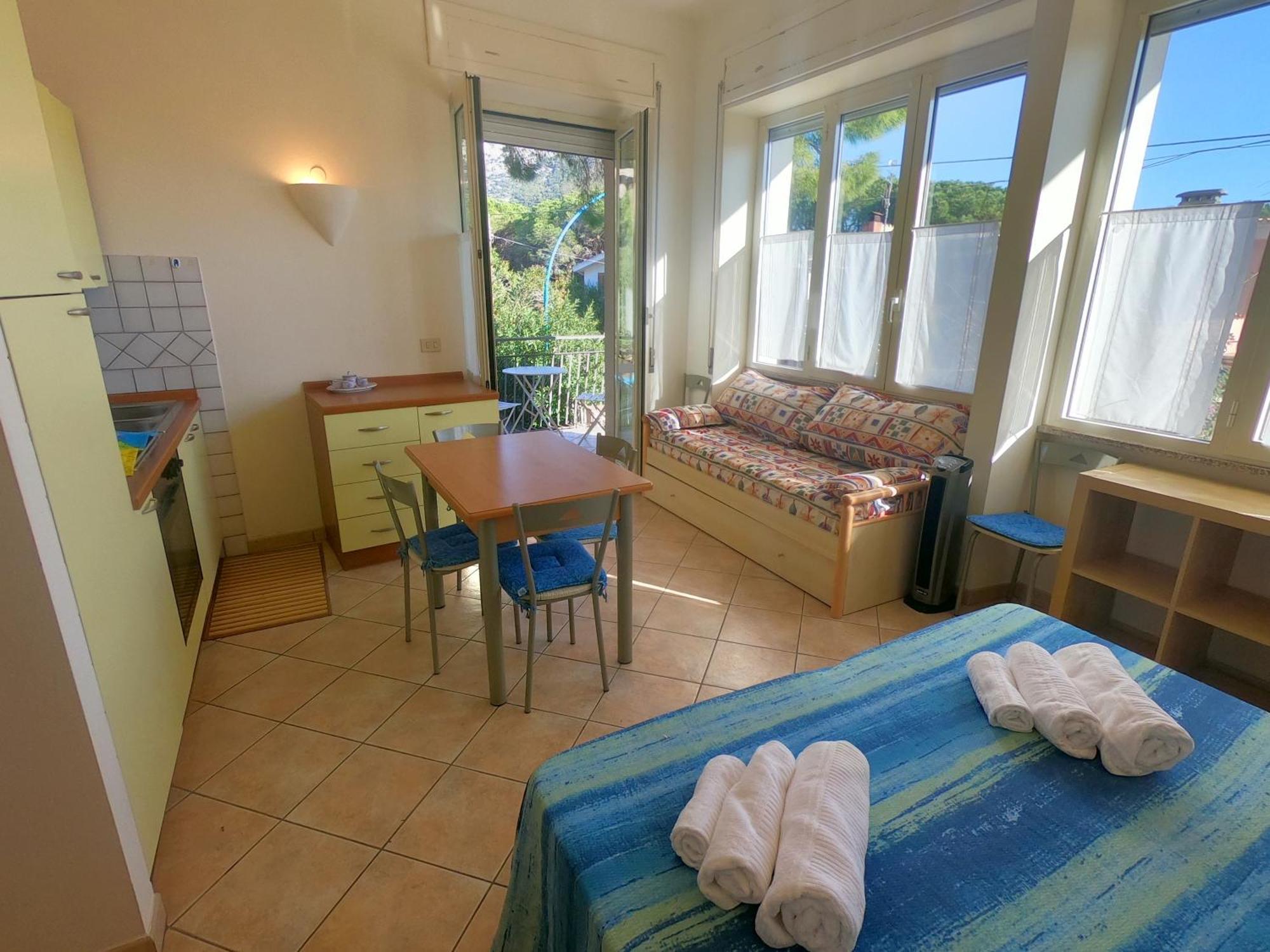 Villa Emilia Appartments Cala Gonone Ngoại thất bức ảnh